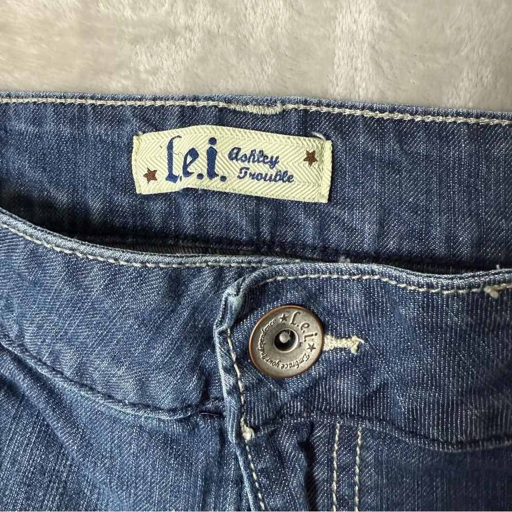 L.e.i. Y2K Low Rise Flare Jeans | Patchwork Back Pockets | Size 13
